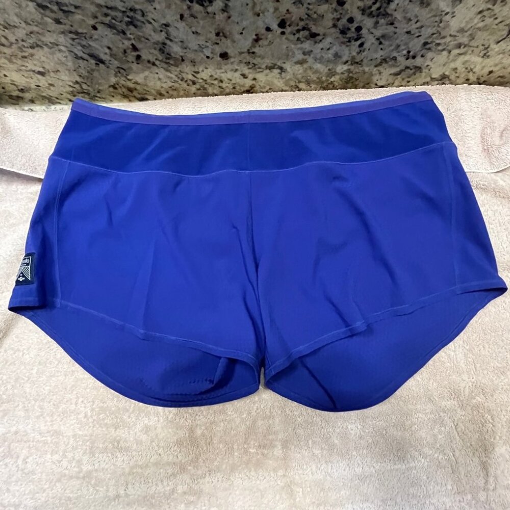 Oiselle size 14 Toolbelt Roga Shorts, deep blue